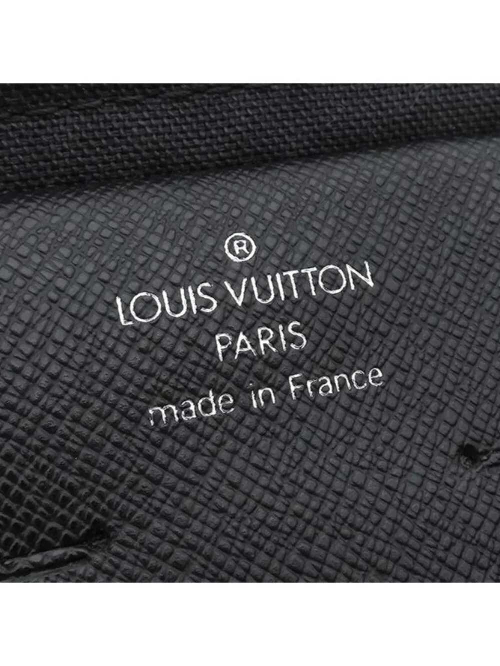 Louis Vuitton Second Pavel Taiga Ardoise Silver Black Clutch